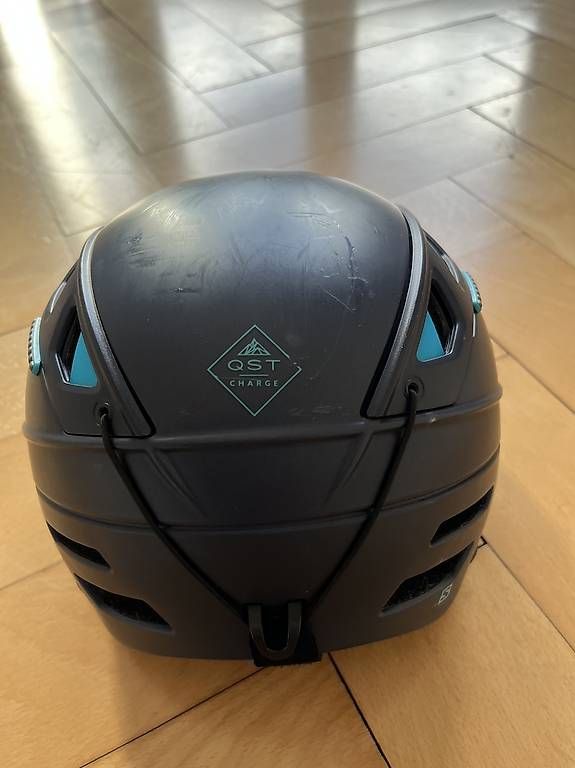 Caschi: Helm / Skihelm – Usato da Horw venduto da Siiimiii 2