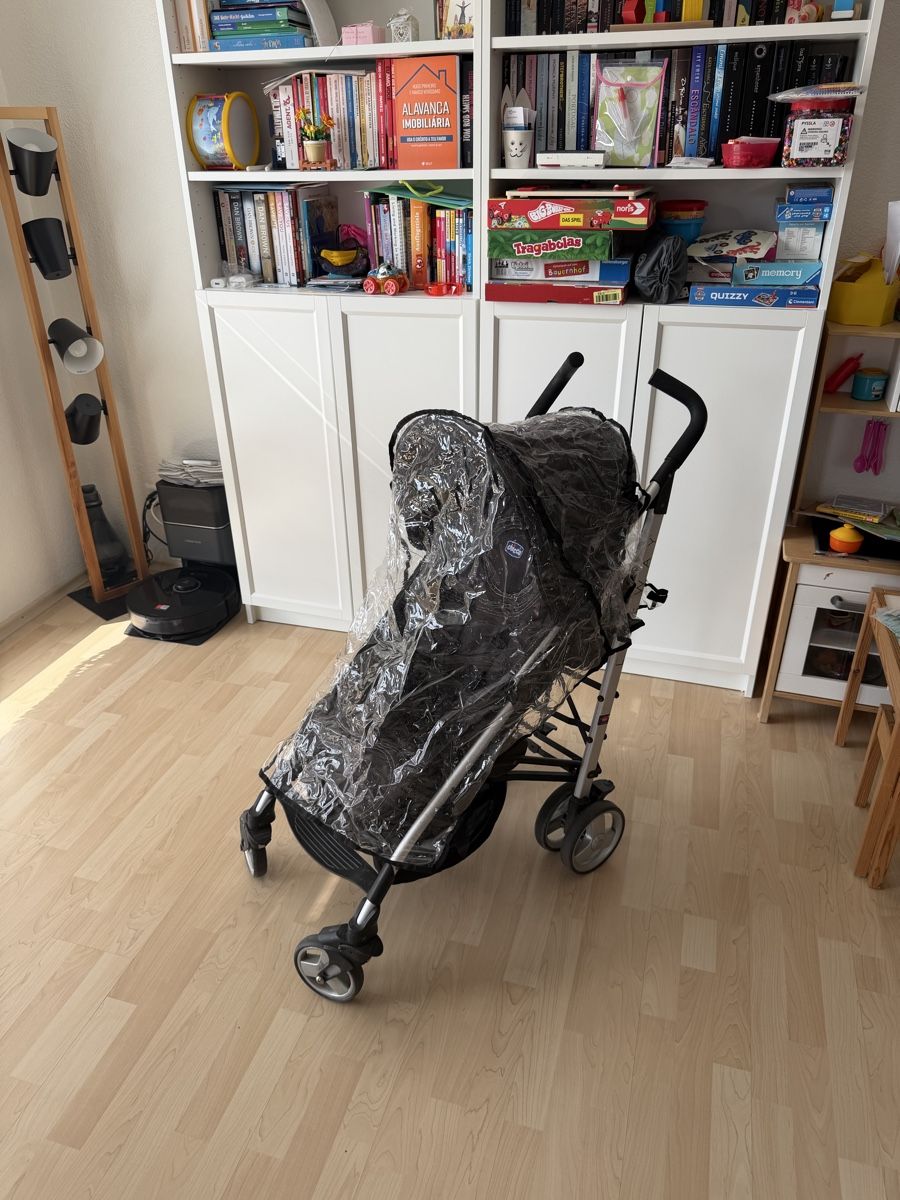 Chicco Kinderwagen: Reisekinderwagen Chicco inkl. Regenschutz – Gebraucht aus Glattpark(Opfikon) von smmj84 2