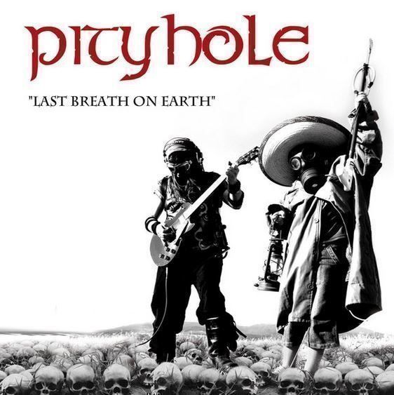 CD: PityHole - Last...(Digi) – Usato da St-Cergue venduto da VeganWarrior