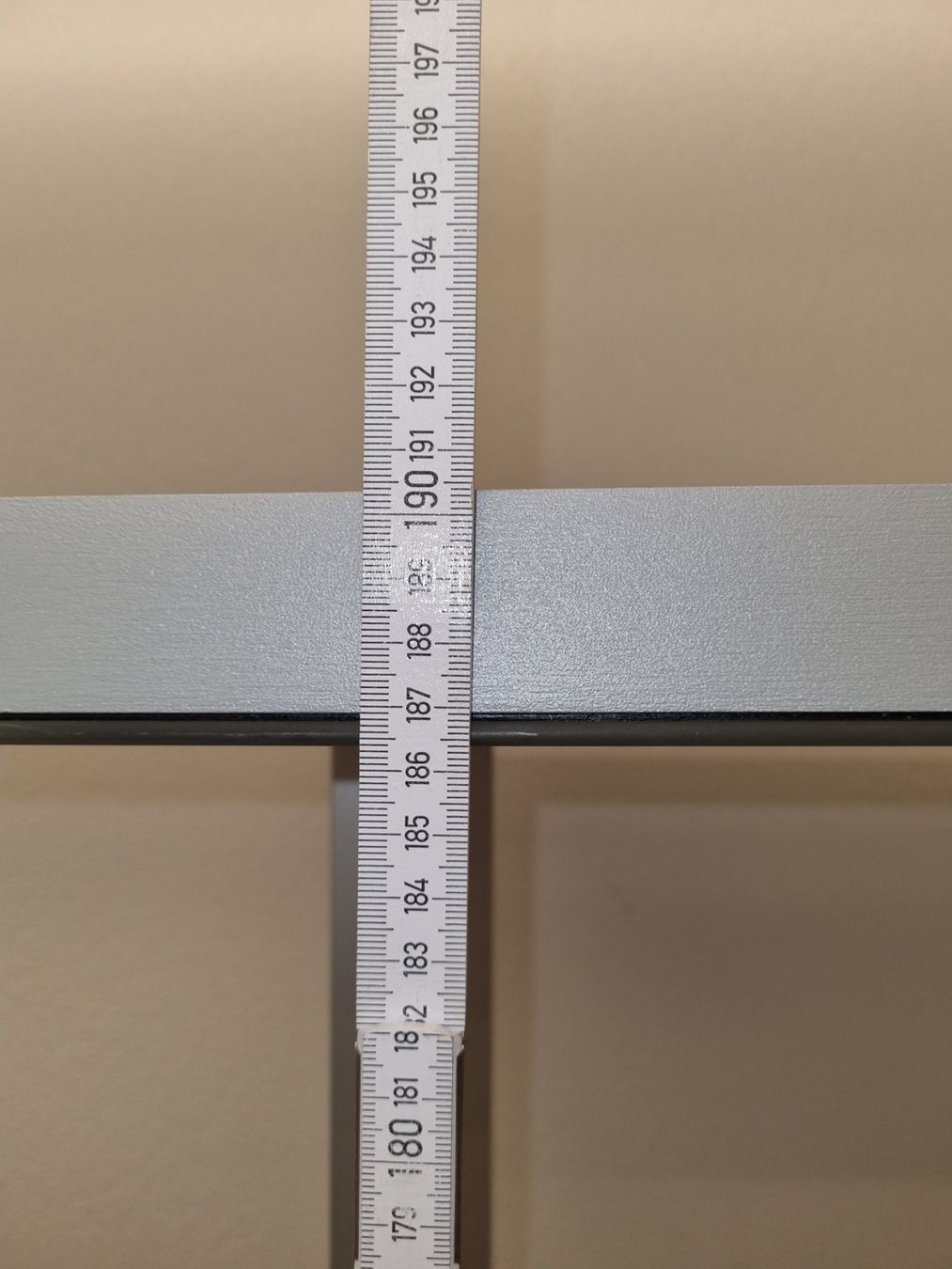 Luxo Lampade: Bürolampe LUXO – Usato da Bülach venduto da wagGenossenschaft 7