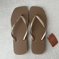 Havaianas Flip Flops Size 39-40 New With Tags