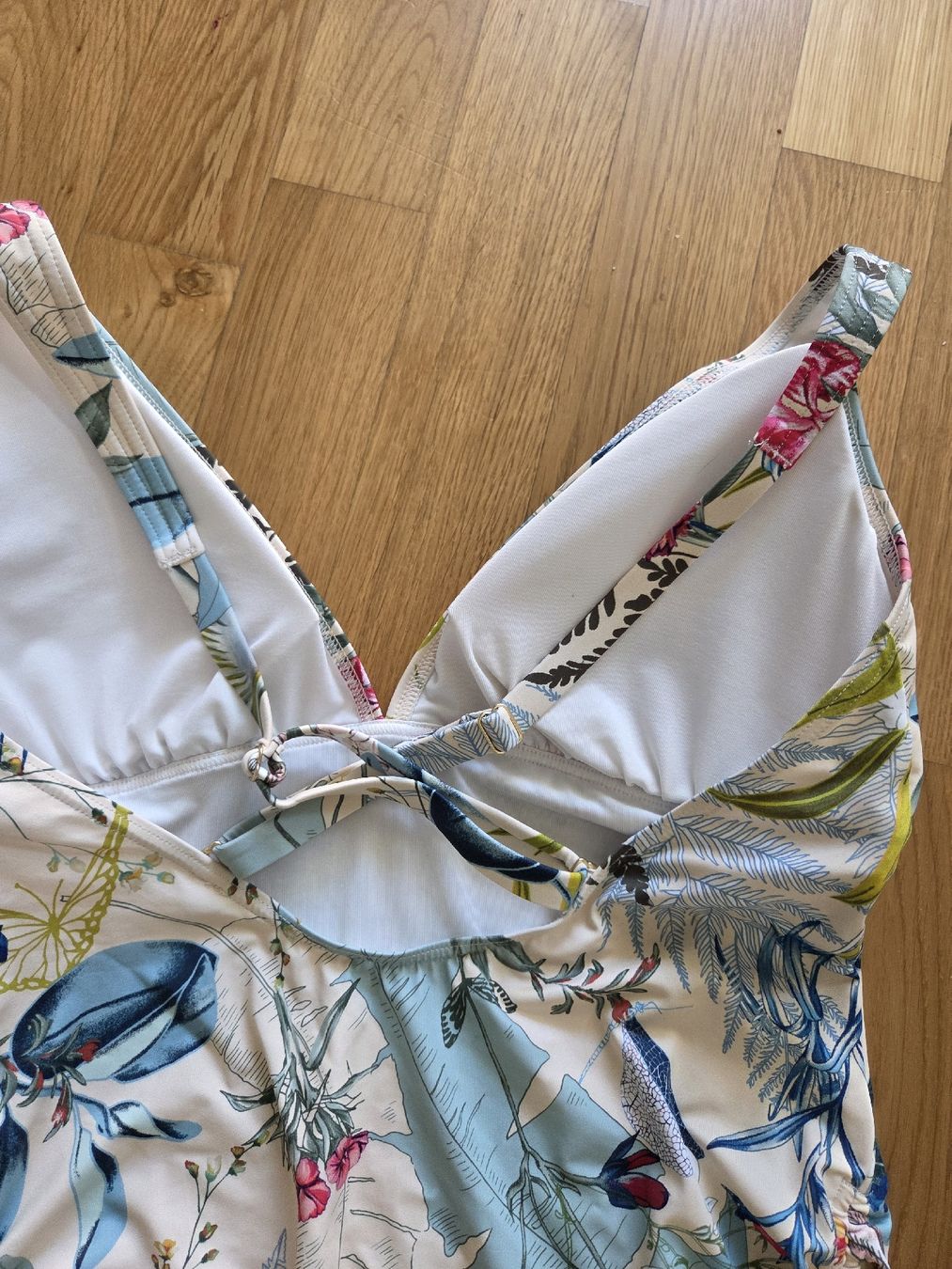 Triumph Badekleider & Bikinis: Badeanzug Triumph Gr.M – Neu (gemäss Beschreibung) aus Stansstad von Urs-_6362 2