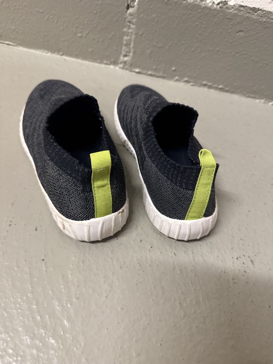 Elefanten Chaussures garçon: Kinder Hausschuhe Grösse 32 – D'occasion à Zürich par zd_1965 2
