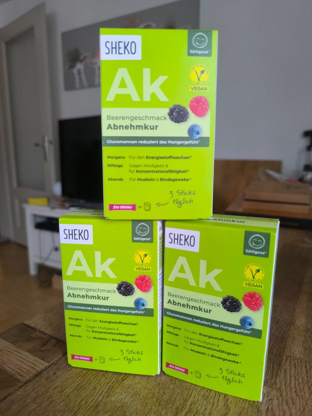 Sheko Cibi & Specialità: SHEKO Abnehm Kur Beerengeschmack – Nuovo e nell'imballaggio originale da Schwyz venduto da Teetrix