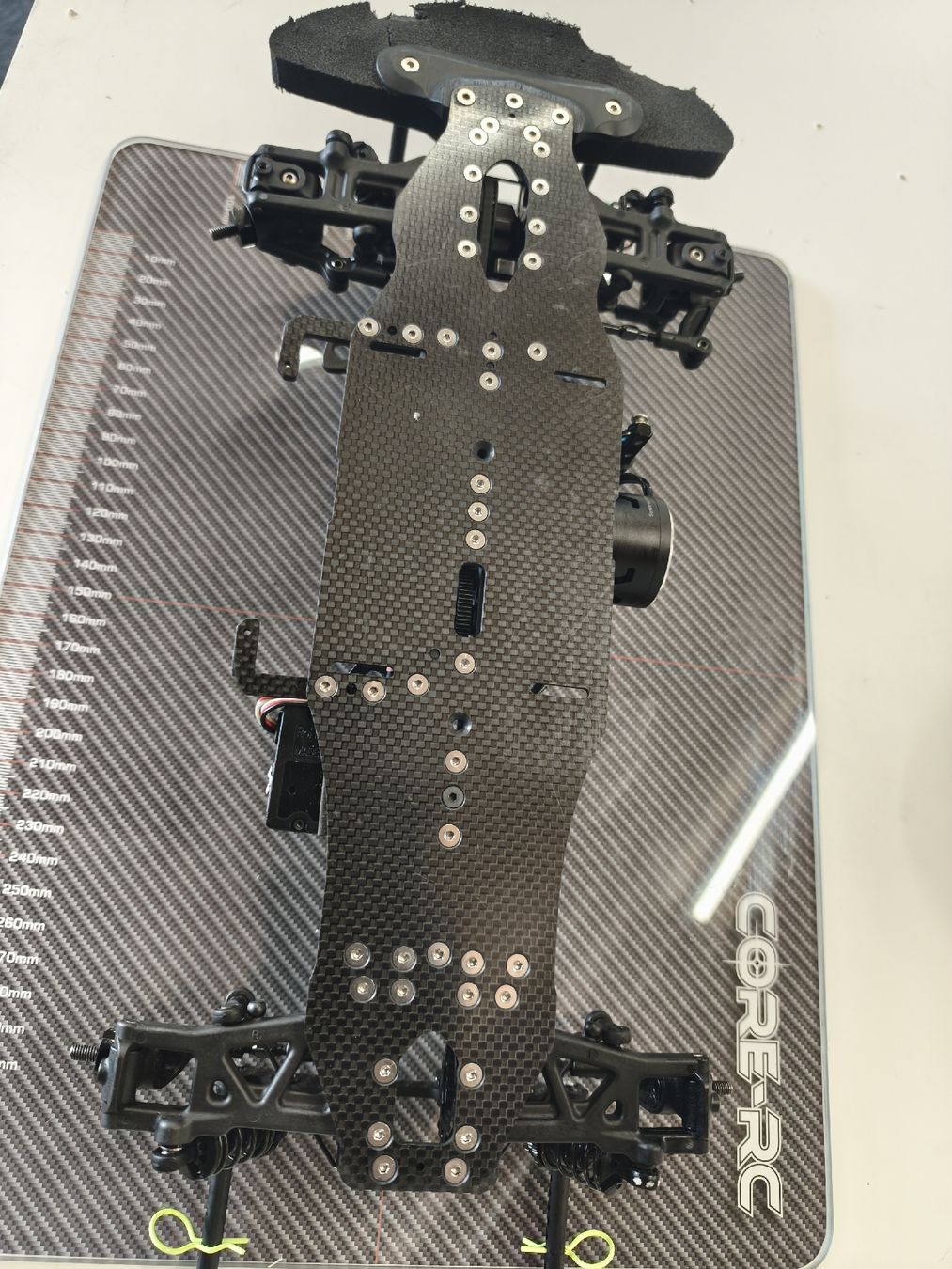 XRay RC Kits de montage: XRAY T4F 2021 Carbon  – D'occasion à Schweizersholz par Toni2000 5