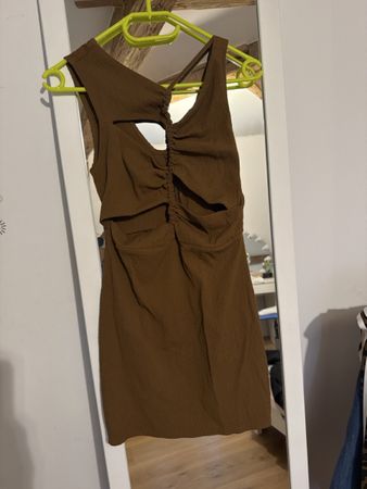 Kleid PULL&BEAR braun Grösse M (s)guter Zustand