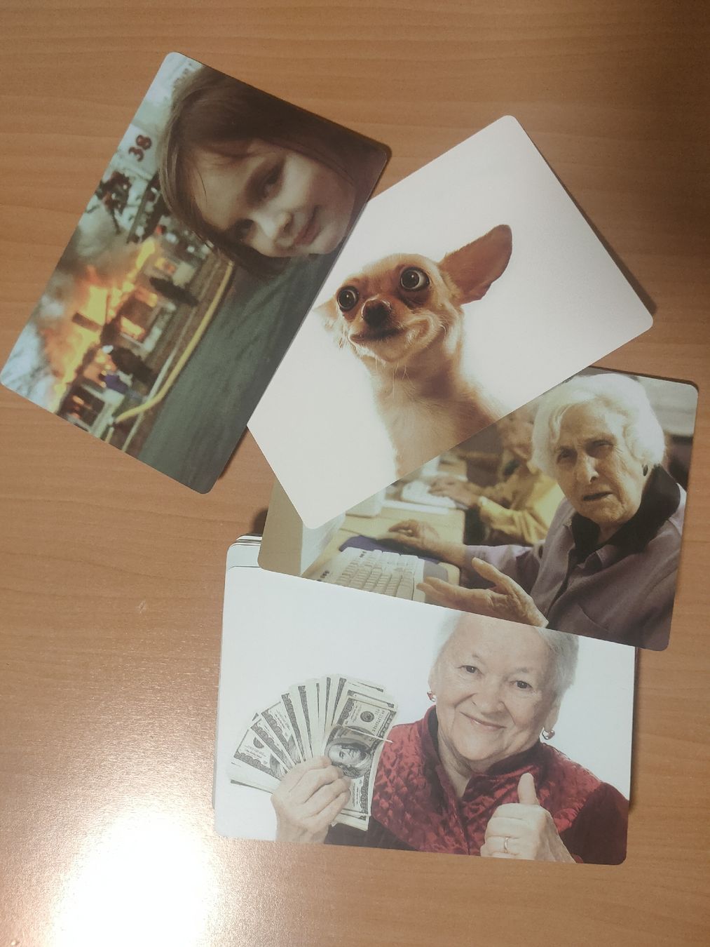 Giochi: What Do You Meme? Kartenspiel - Englische Version – Usato da Zürich venduto da choesi 4