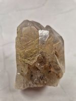 Quartz fumé avec inclusions de rutile – cristal naturel