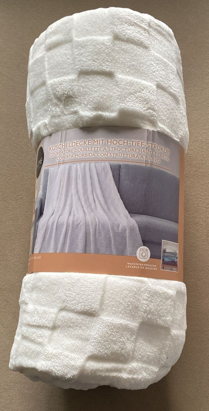 Coperte: Kuscheldecke mit Hoch-Tief-Struktur – Nuovo e nell'imballaggio originale da Wagenhausen venduto da Kahlen