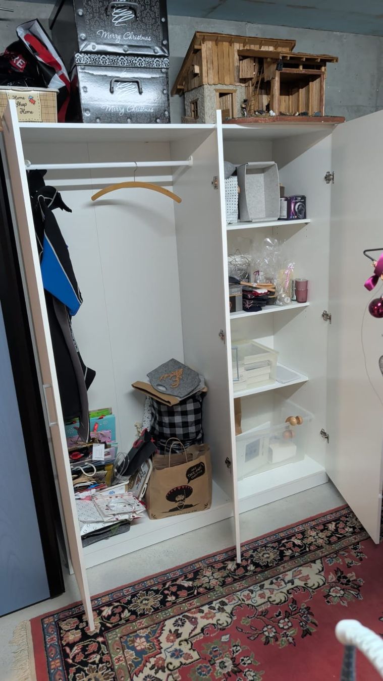 Armadi: Schrank weiss – Usato da Hüttwilen venduto da Dzipfel 1