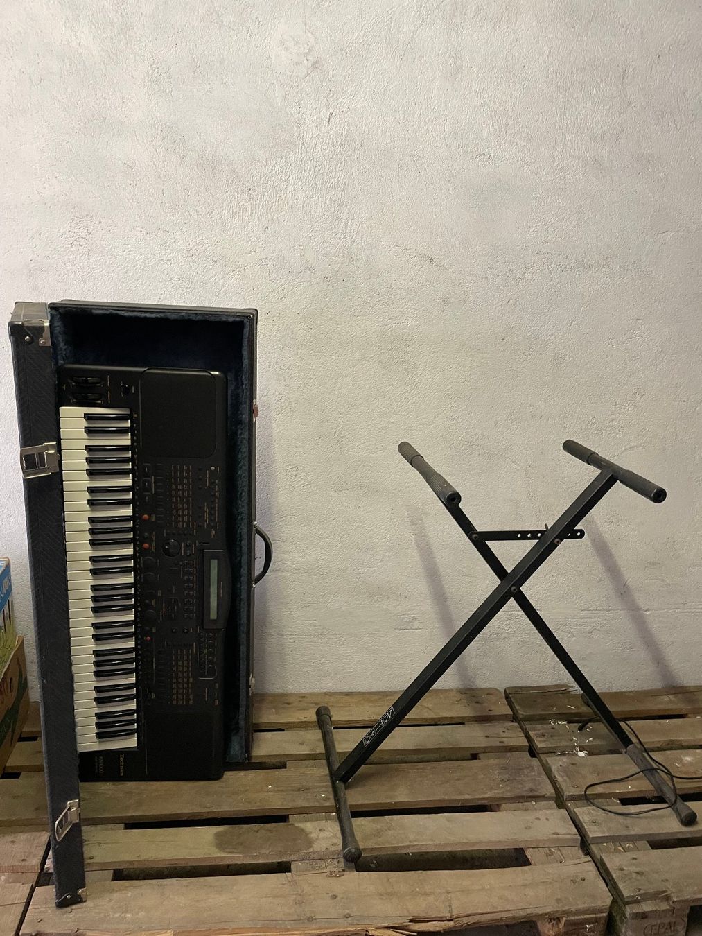 Technics Strumenti musicali: Technics KN 1000 Keyboard – Usato da La Croix (Lutry) venduto da netrajet 5