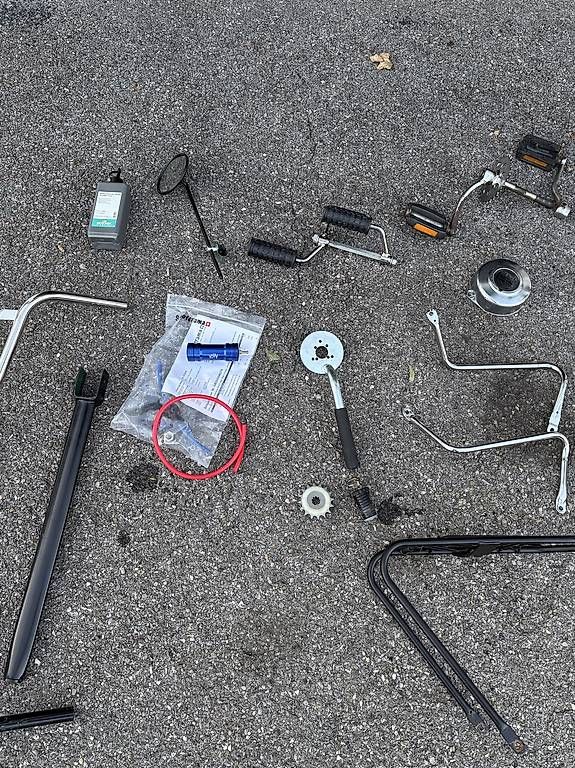 Parti ricambio per ciclomotori: Diverse töffli teile – Usato da Solothurn venduto da desmo22 2