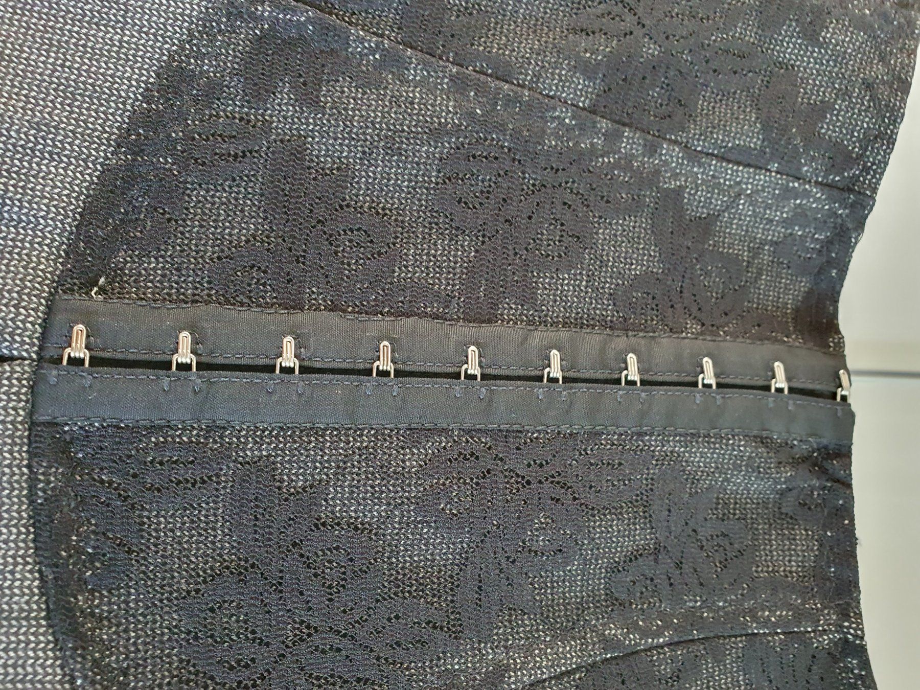 Dolce & Gabbana Röcke: Jupe mi-longue D&G, 38 IT – Neu (gemäss Beschreibung) aus Grand-Lancy von kri_qk5y 8