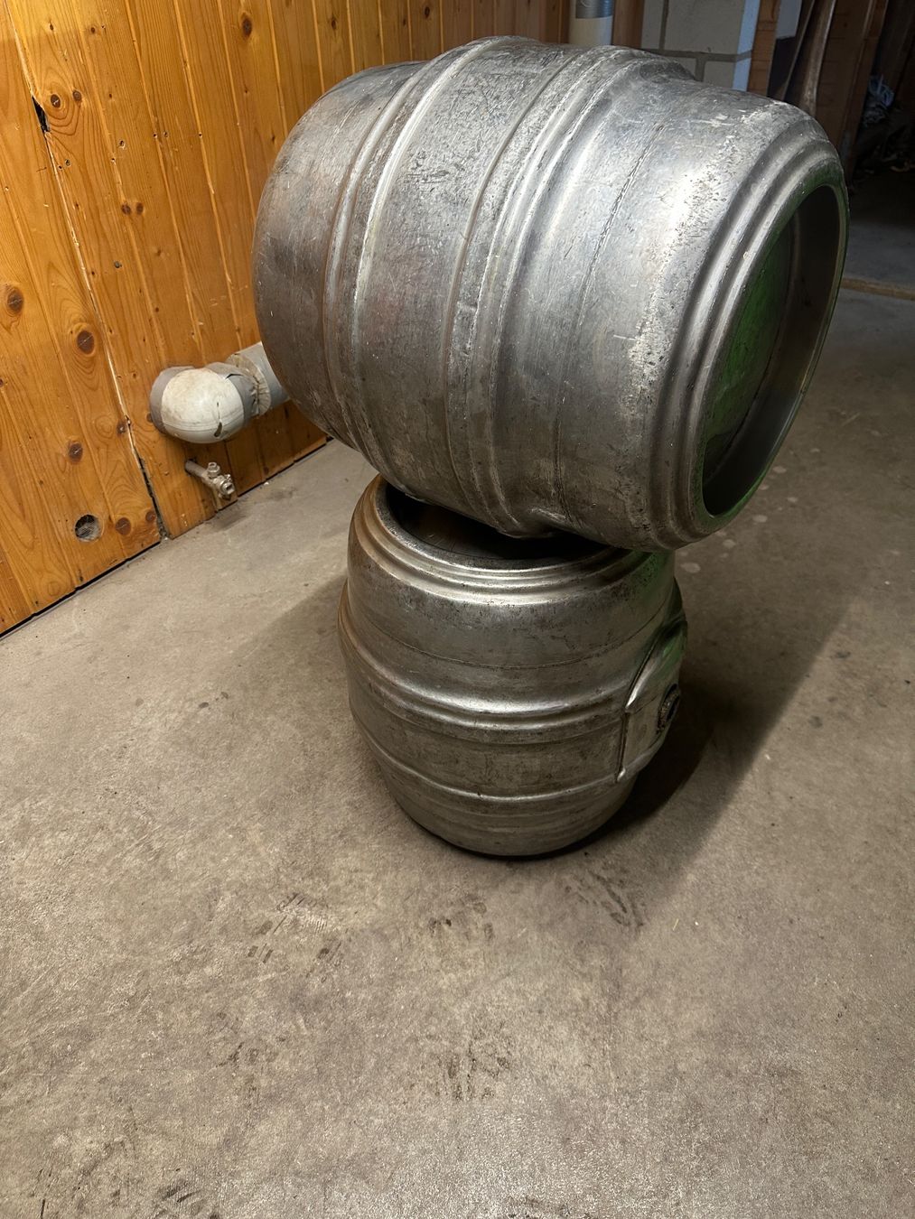 Zubehör: Bierfässer 50l  Chromstahl gebraucht – Gebraucht aus Steinerberg von pau_7dcj