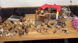 Schleich Bauernhof mit vielen Tieren gebrauchter Zustand