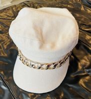Damen Schirmmütze weiss mit Goldkette guter Zustand