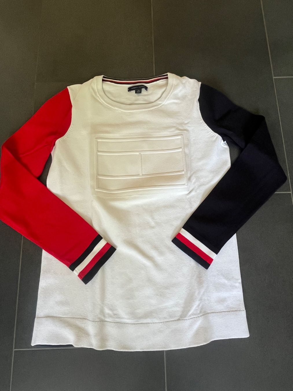 Tommy Hilfiger Maglioni & Felpe: Pullover Tommy Hilfiger S – Nuovo (secondo la descrizione) da Schliern b. Köniz venduto da gaby_daniela