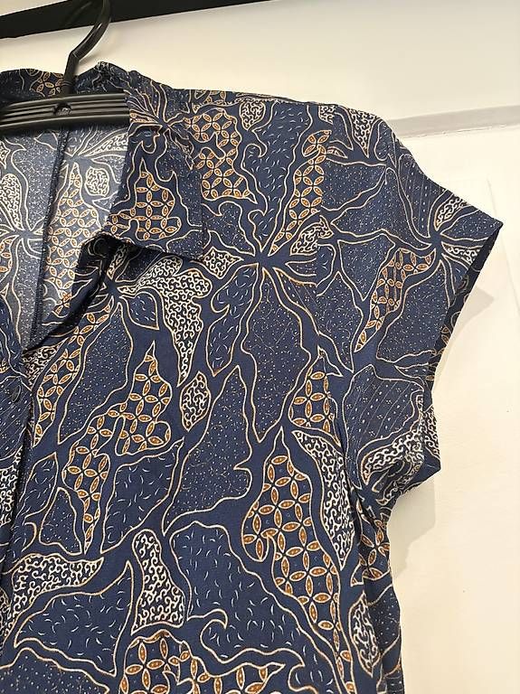 Vestiti: Nile - Kleid Kurzarm, dunkelblau gemustert – Usato da Winterthur venduto da Pluna70 1