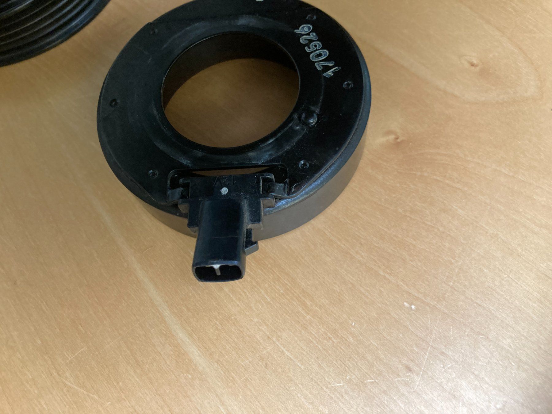 Jeep Tutti pezzi di ricambio auto: Jeep Compass Klimakompressor Kupplung K68245673AA – Usato da Cham venduto da WB2223 5
