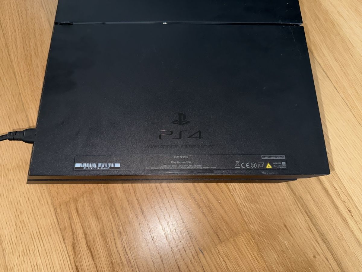 Sony Console: PS4 – Usato da Kirchberg BE venduto da Chrigu_86 3