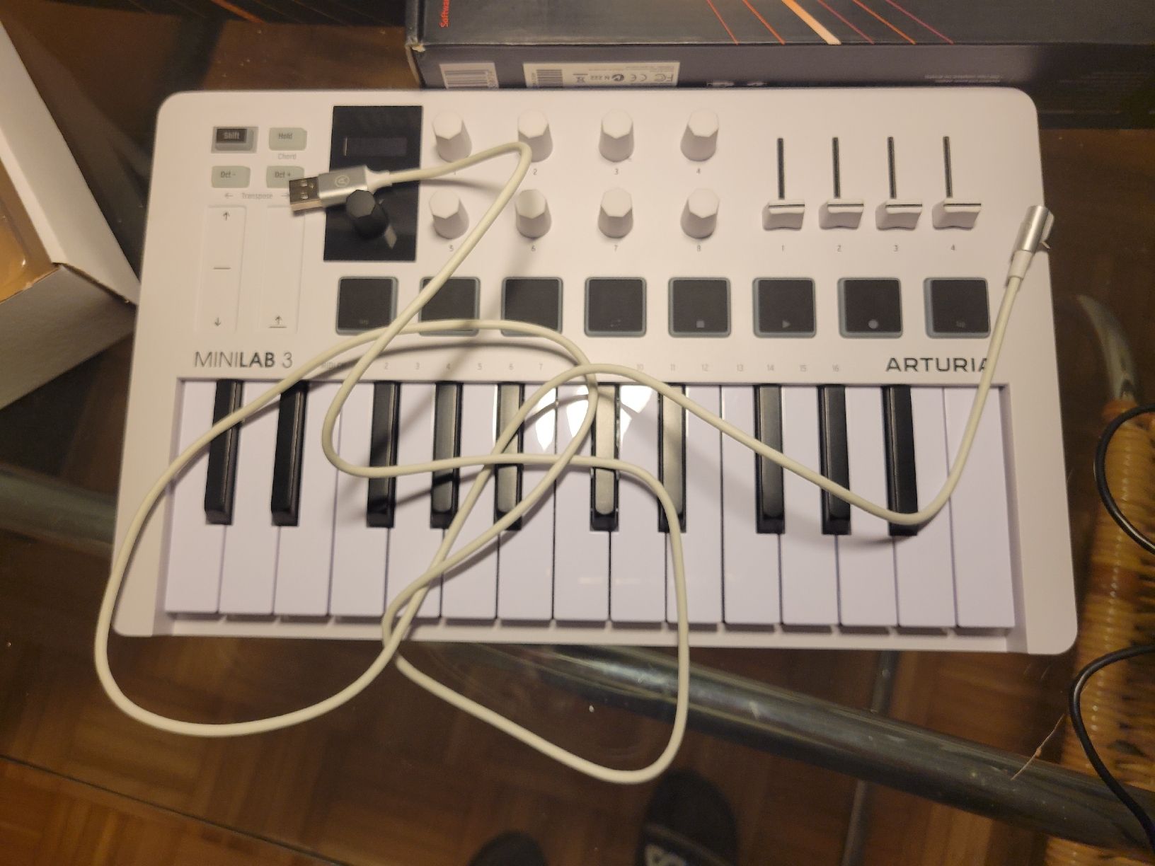 Arturia Strumenti musicali: Arturia MiniLab 3, BeatStep, Hiphop Producer Programm – Usato da Flamatt venduto da bravura