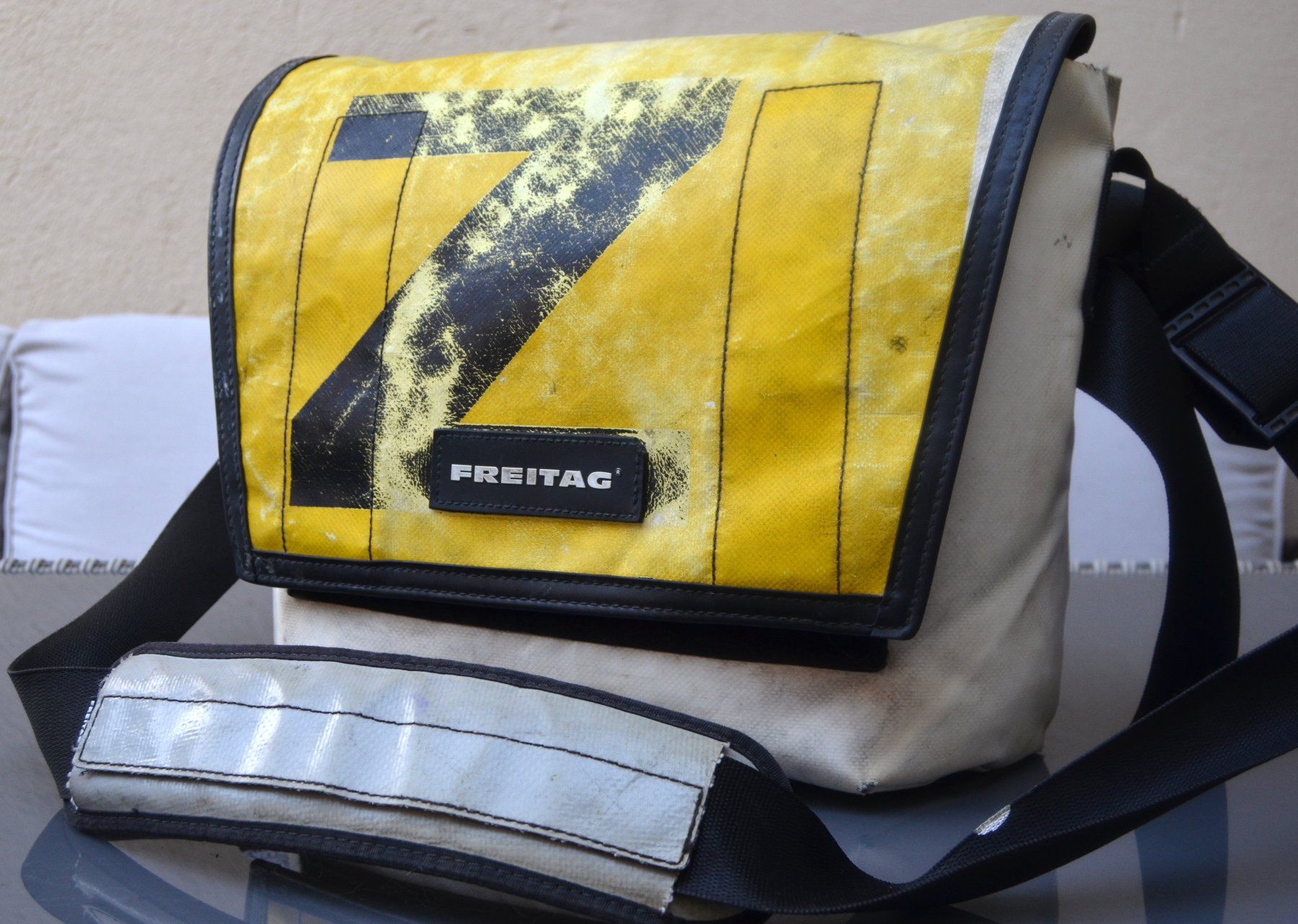 Freitag Taschen: Freitag F14 Tasche / sac – Gebraucht aus Collonges von arashee 1