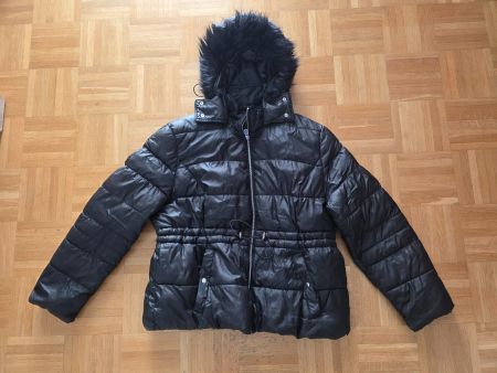 Damen Winterjacke schwarz mit Kapuze , Grösse XL, schwarz