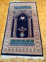 Orientalischer Teppich dunkelblau