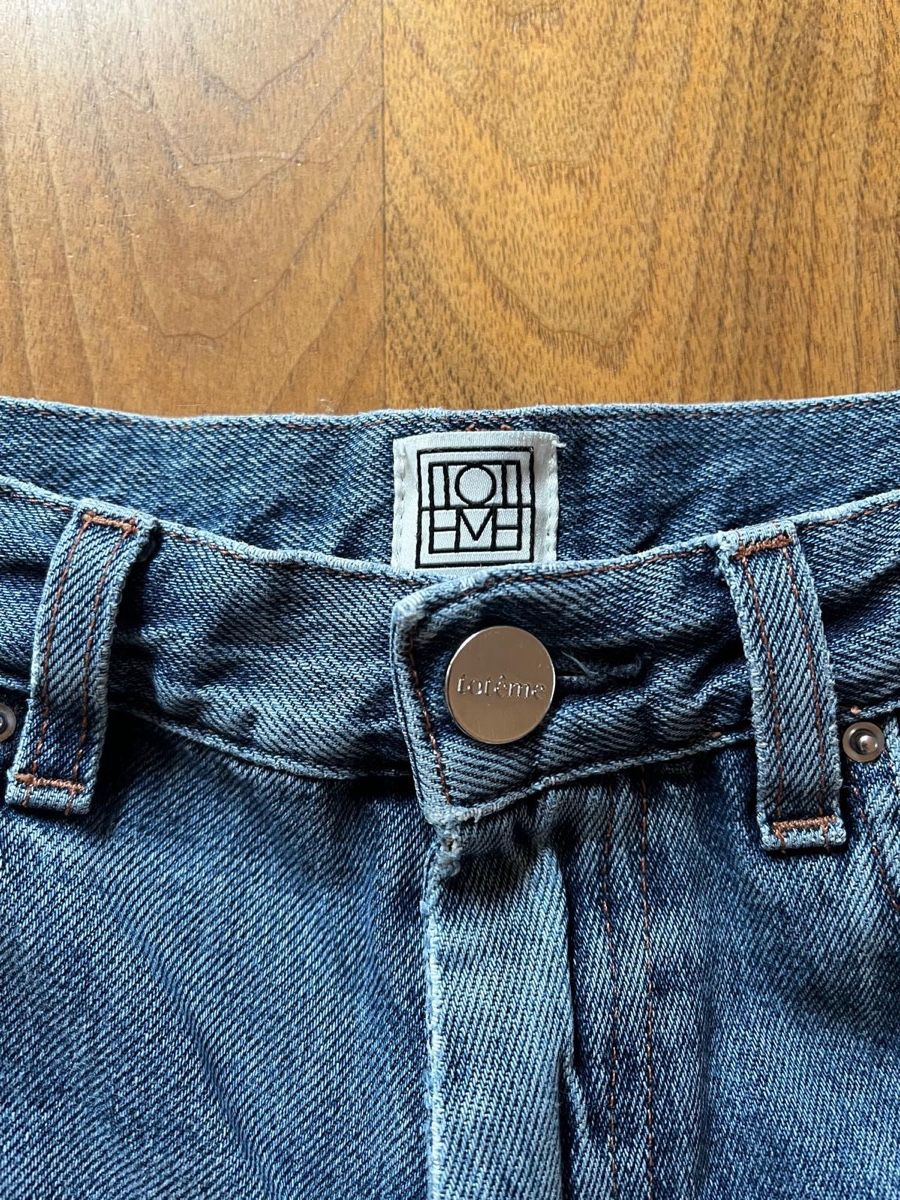 Totême Jeans: Toteme Jeans – Gebraucht aus Thun von mir_8tjd 2