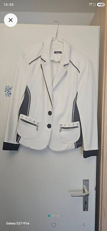 Jacken: Blazer  Biba Taille  38 neuf  – Gebraucht aus Monthey von Chez-Dani-81