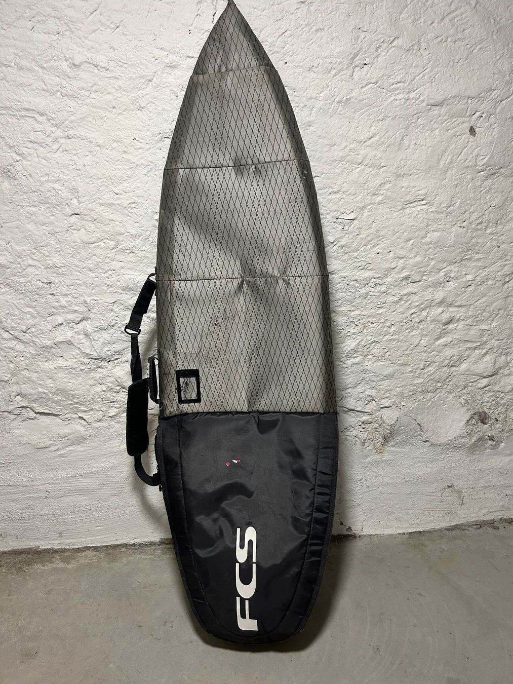 Surfboards & Schwimmbrette: FCS Boardbag für 6.0' max – Gebraucht aus Hitzkirch von auuum