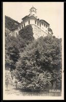 AK Aarburg, Burg auf Fels, umgeben von Bäumen