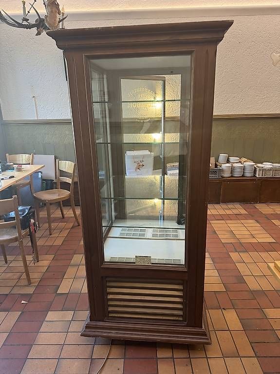 Vitrinen: Kühlvitrine – Gebraucht aus Bern von leo_n862 2