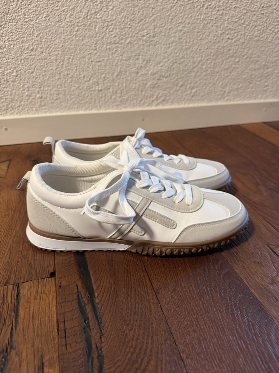 Scarpe da donna: Damen Sneaker beige/weiss Grösse 40 – Nuovo (secondo la descrizione) da Watt venduto da lou_m5tq 1