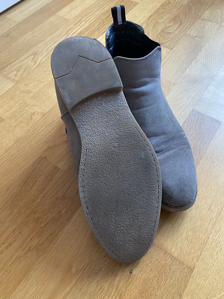 Herrenschuhe: Chelsea Boots aus Wildleder Gr. 41 – Gebraucht aus Burgdorf von allesolivia 4