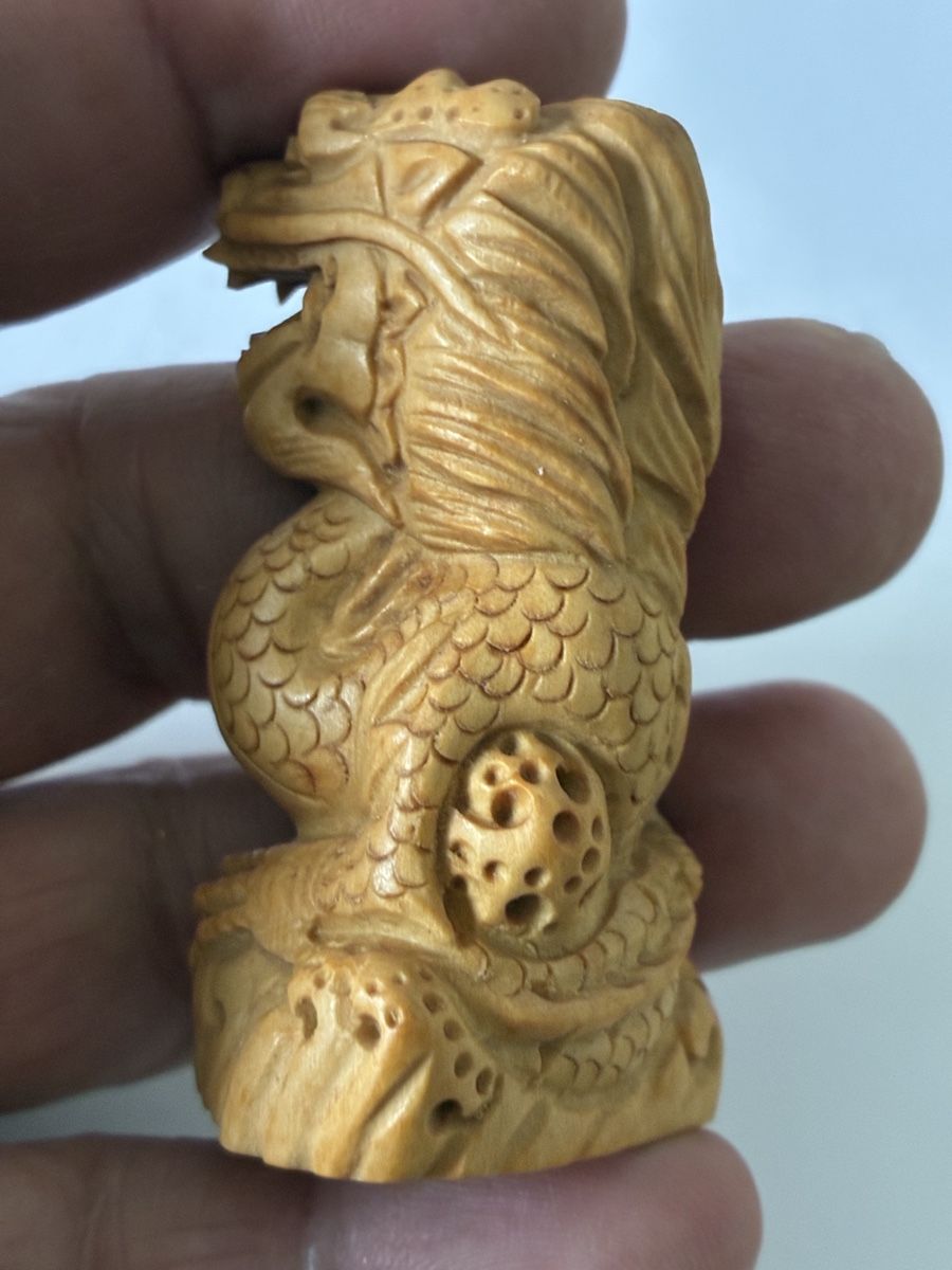 Statuette: Japon netsuke en bois de cerisier,objet traditionnel – Usato da St-Aubin-Sauges venduto da asianart 4