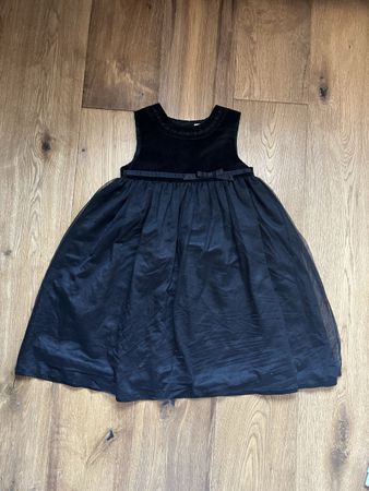 Lovely Black Velvet Dress for 116cm. Size 6Y new!