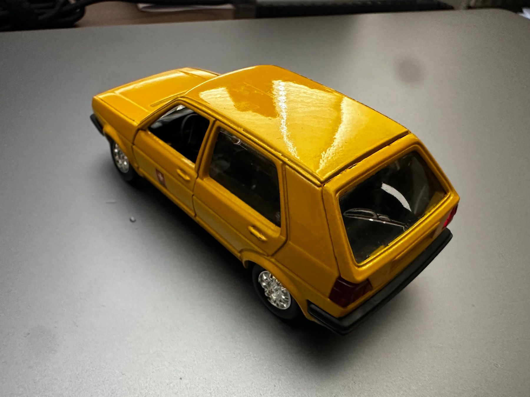 Modellini d'auto: Schabak 1/43 Scale Golf Diecast 1002 – Usato da Sennwald venduto da HARO-Import 2