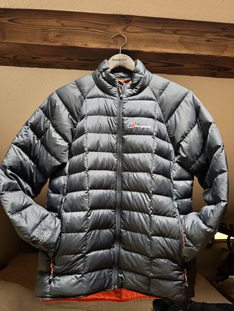 Berghaus Puff Jacke Gr. S
