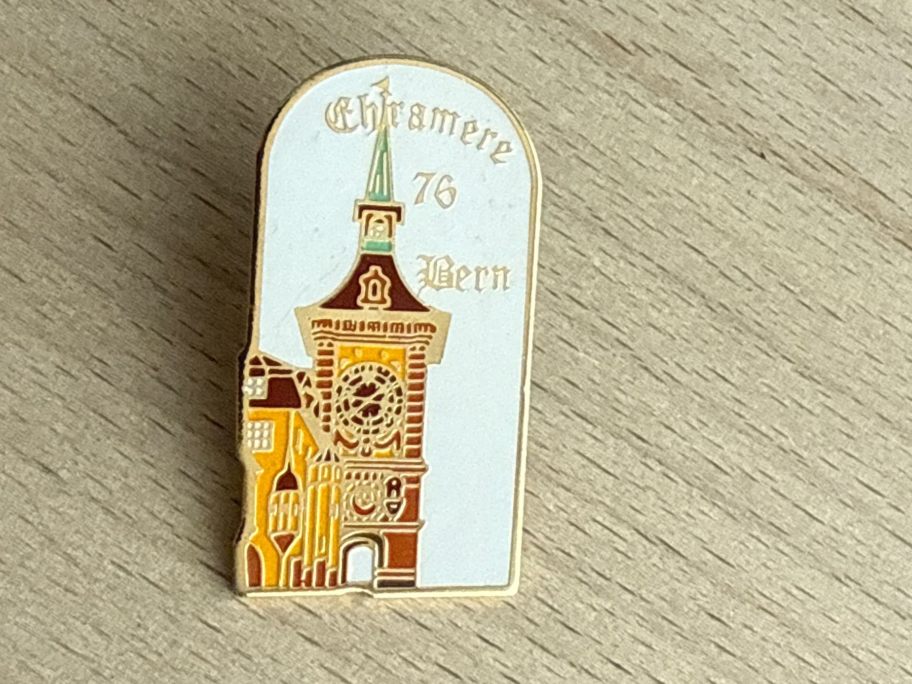 Placchette & Badge: Pin  Ehramere Zytglogge Turm Bern – Usato da Glattbrugg venduto da Schweigmatt