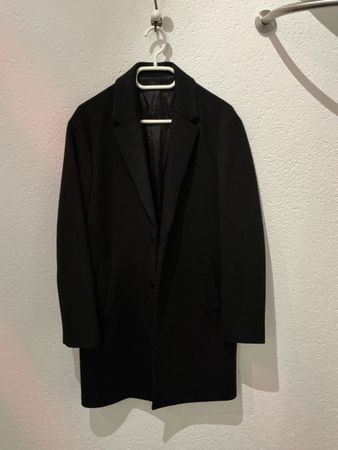 Schwarzer Wintermantel Mango, Grösse M, neuwertig