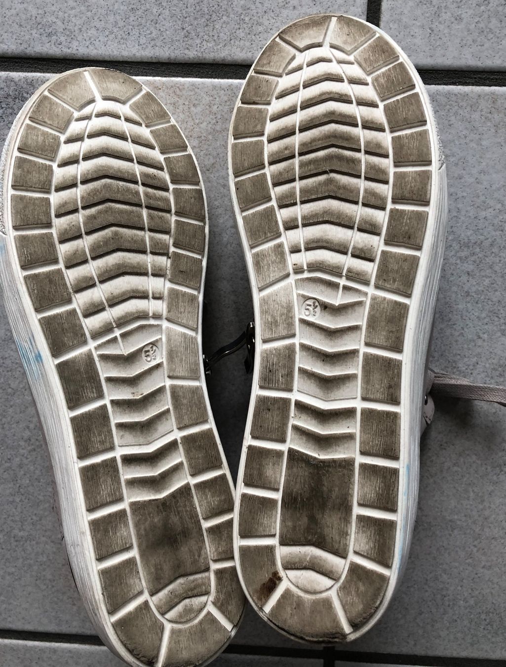 Scarpe da donna: Stiefelette Caprice – Usato da Liestal venduto da FlomiVivi 3