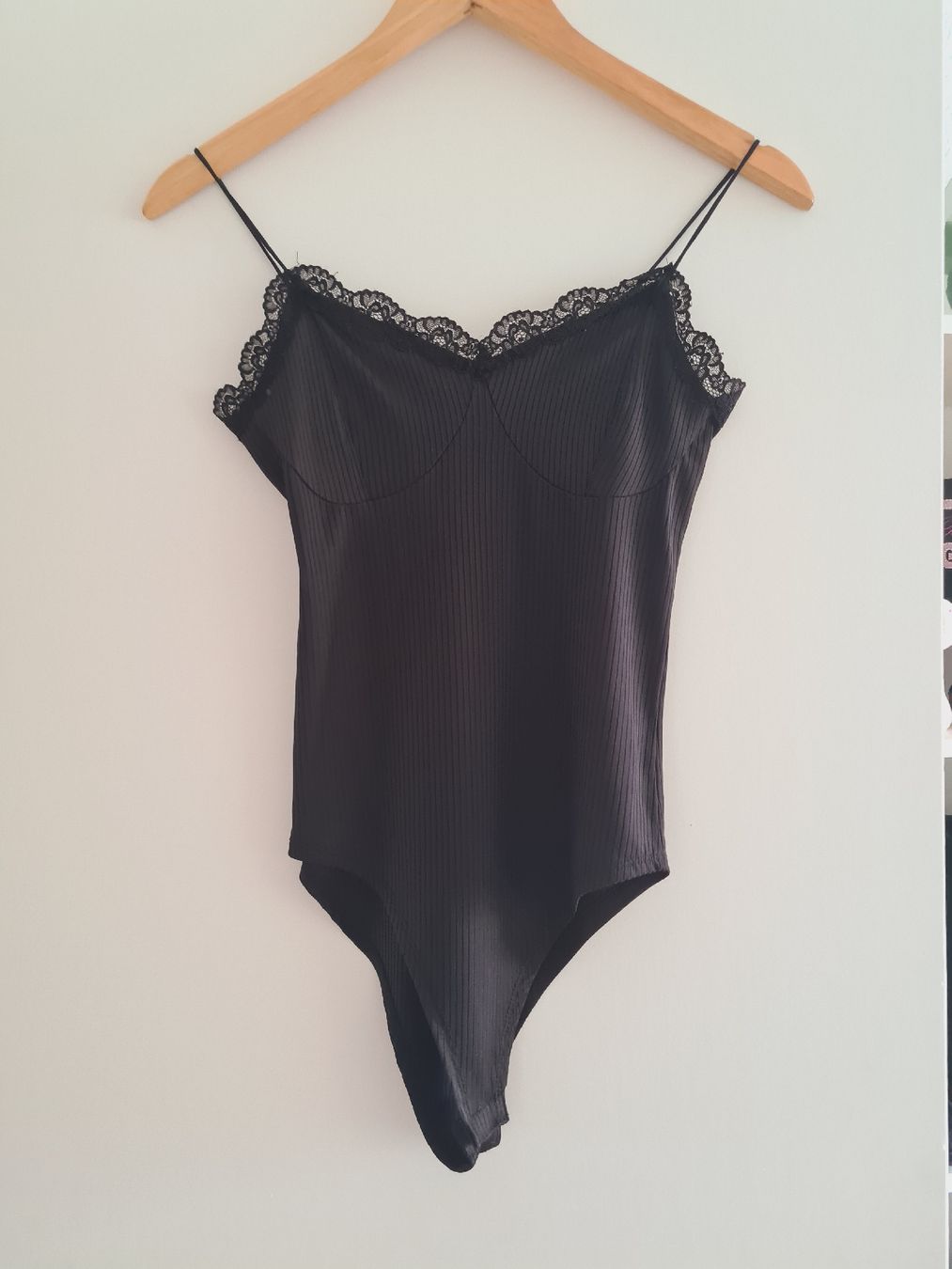 Top: Body – Usato da Zollikofen venduto da melanie057