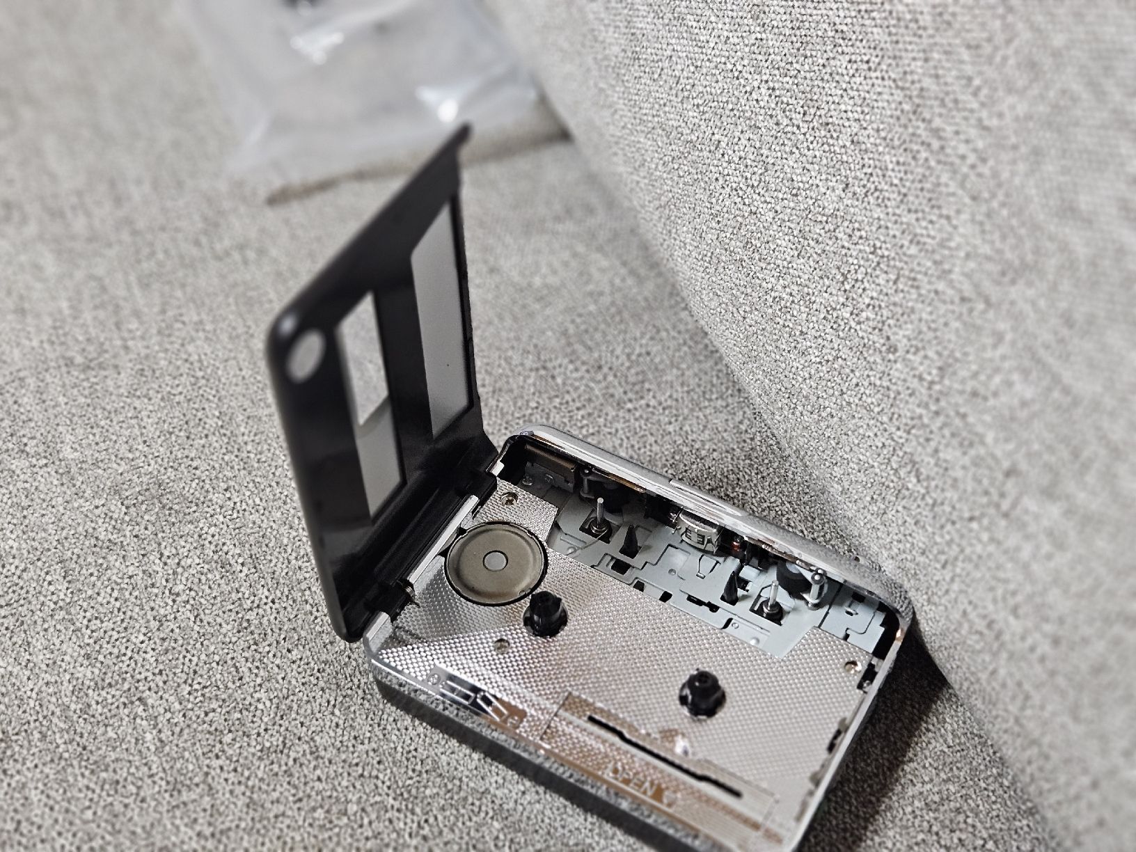 Lettore multimediale portatile: Kassettenplayer – Neu – Nuovo (secondo la descrizione) da Jona venduto da vik_j6r6 6