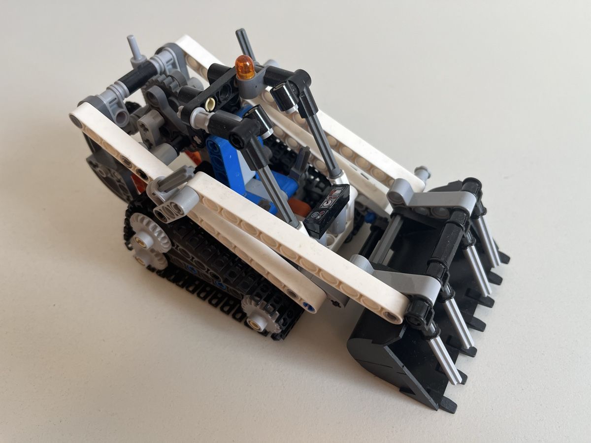 Lego Baukästen: LEGO Technic 42032 Compact Tracked Loader – Gebraucht aus Basel von Palchyk 1