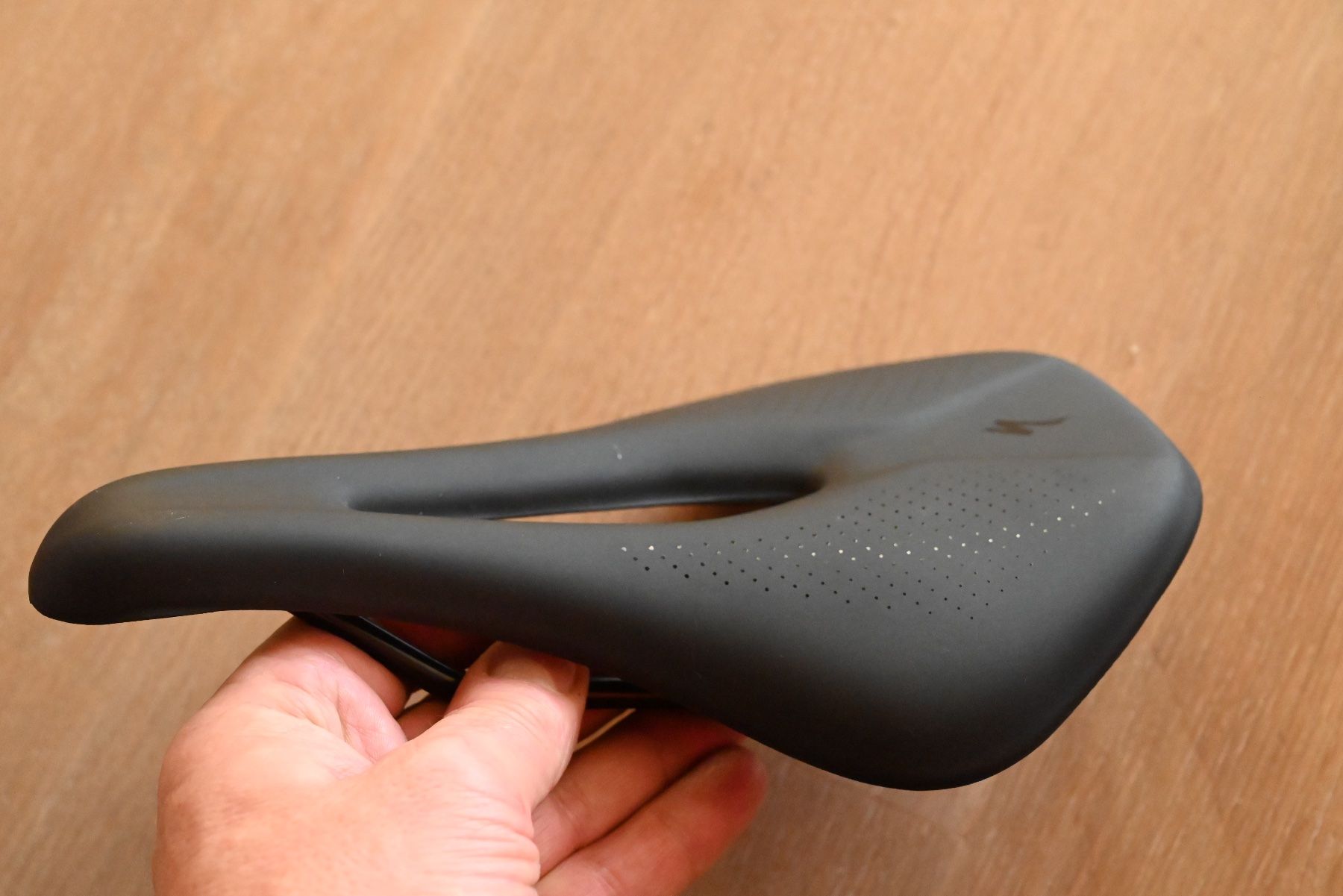 Specialized Pezzi di ricambio: Specialized Power Sattel selle 143 mm – Usato da Le Mont-sur-Lausanne venduto da  4