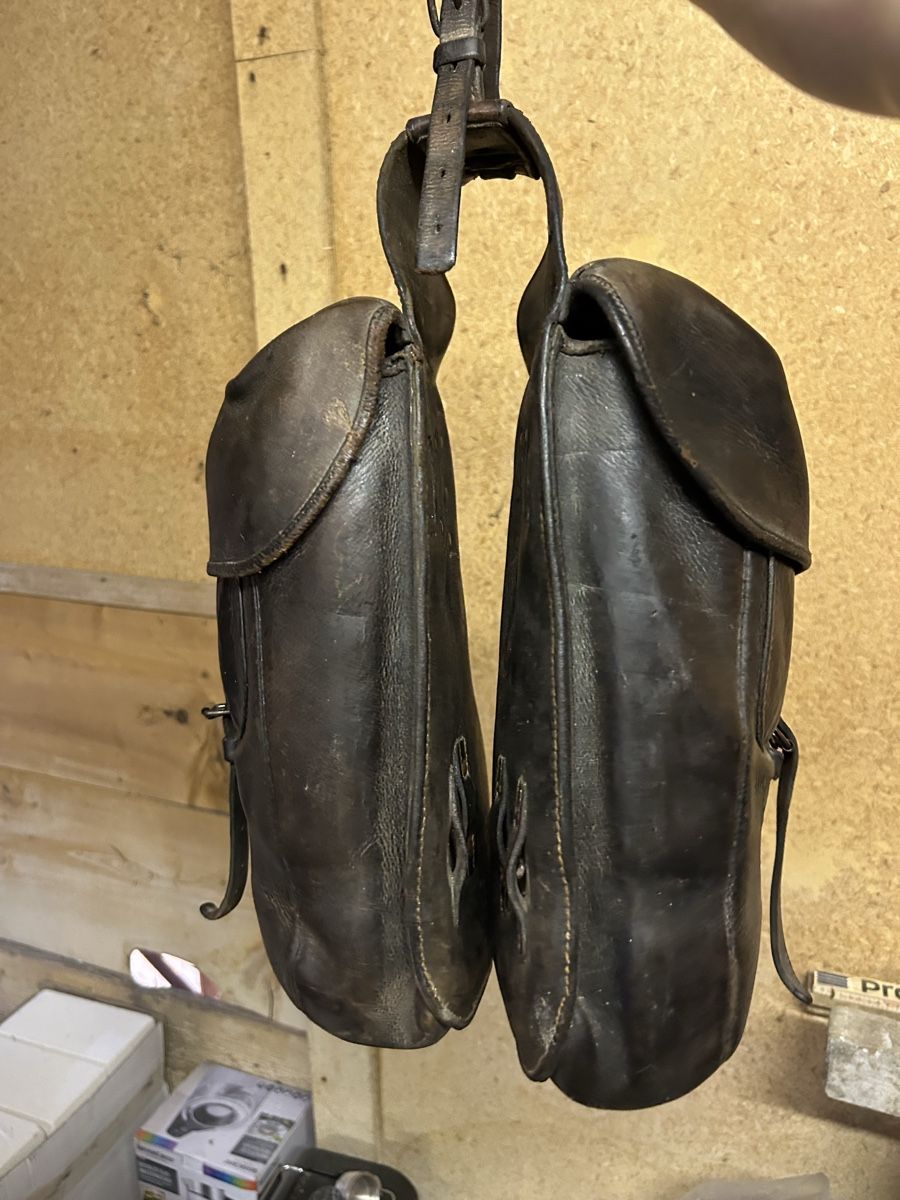 Taschen: Motorradtasche-Leder – Gebraucht aus Wohlenschwil von MajorTom73 2