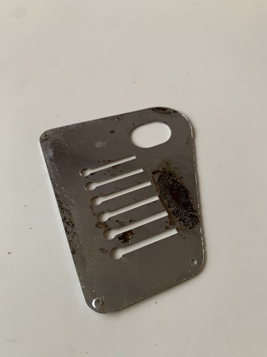 Strumenti musicali: Tremolo Abdeckplatte Höfner E-Gitarre – Usato da Zürich venduto da alicechoo 1