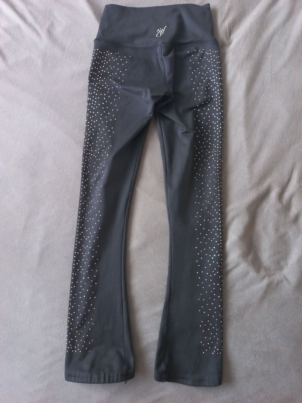 Pantaloni: Jiv eiskunstlauf Hose gr. 140 – Usato da Bachenbülach venduto da enigmatic 3