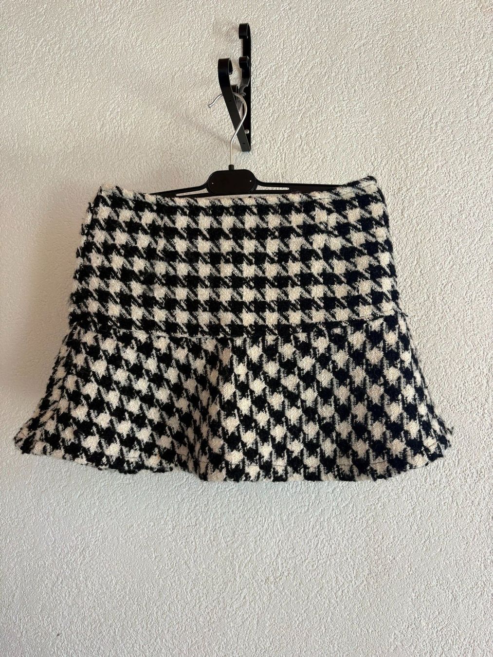 Gonne: Face to Face tweed mini skirt S / 36 – Usato da Fribourg venduto da georgeabottino 1